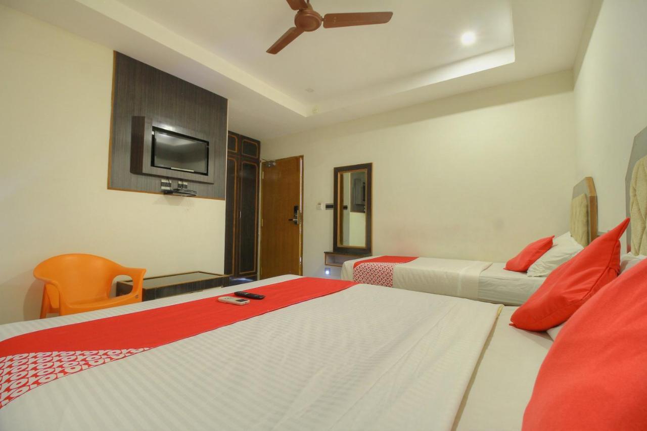 Oyo 15948 Hotel Srees Tiruchirappalli Exterior foto